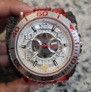 Pre-owned Invicta Red and Silver Chronograph Watch